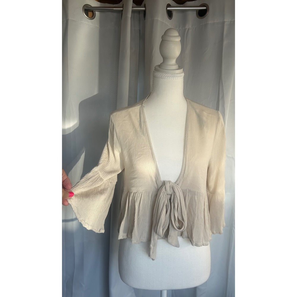 Forever 21 Cream Tie Front Crop Top Boho Bell Sleeve Ruffle Peplum Small